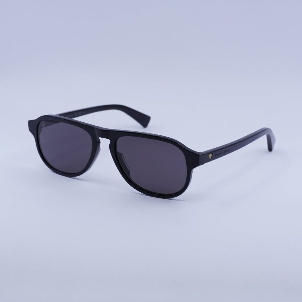 Bottega Veneta BV1292S 001 Sunglasses Black Aviator Frame, Grey Lenses